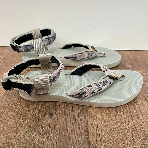 Teva  The Original Sandal Grey Geometric - Picture 2 of 7